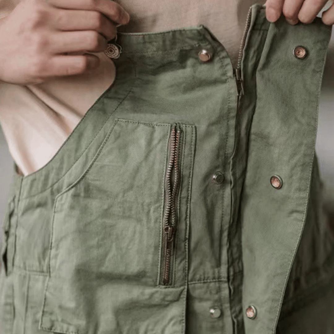 Macacão Workwear com Zíper e Bolsos Amplos