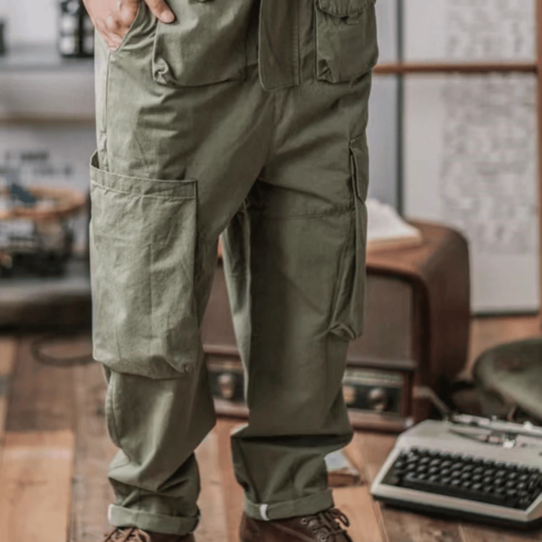 Macacão Workwear com Zíper e Bolsos Amplos