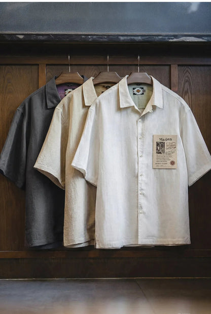 Duas Camisas Estivador no cabide