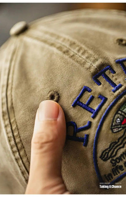Boné de beisebol Maden vintage de veludo cáqui com aba curvada unissex chapéu bordado diário versátil com pico para estilo OOTD