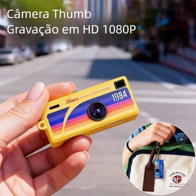 Mini Câmera Vintage 1984 – Chaveiro Retro