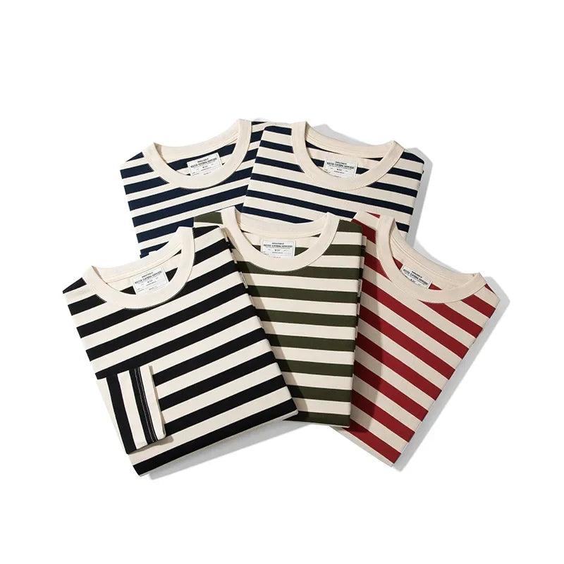 As cores da Camiseta Mariniere Listrada dobradas